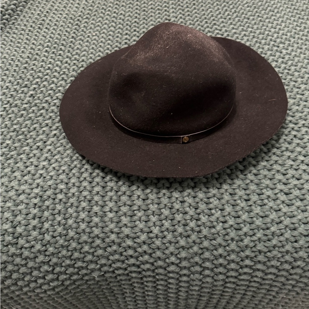 100% Wool Eddie Bauer Hat